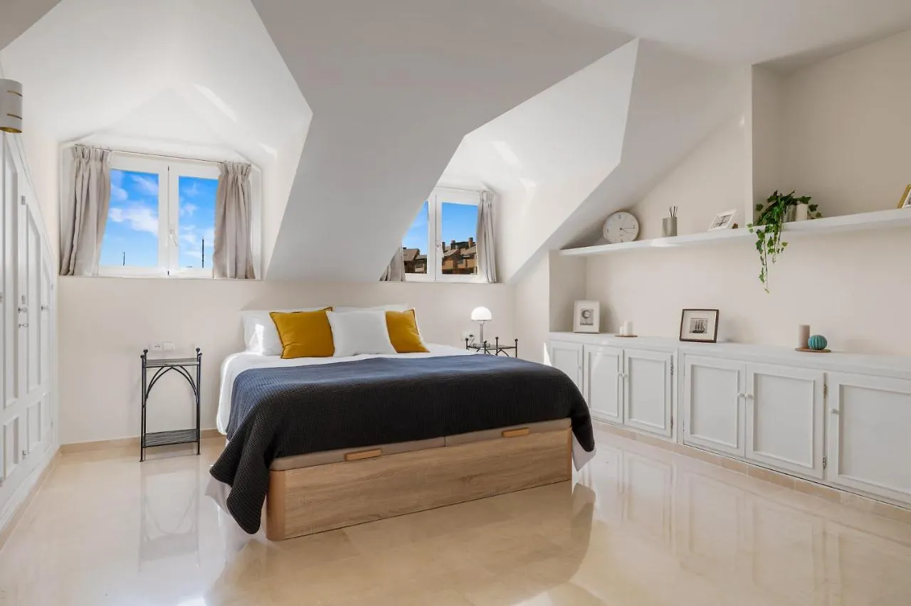Luxury Penhouse, Sotogrande Marina - Located In An Exclusive Island Of The Marina Apartment